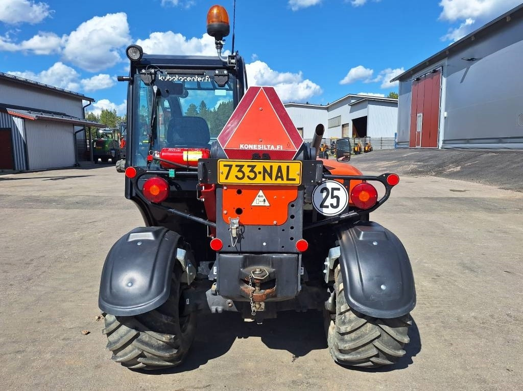 Kubota KHT 4815-2 MINIKUROTTAJA  - Teleszkópos rakodó: 4 kép. Kubota KHT 4815-2 MINIKUROTTAJA  - Teleszkópos rakodó: 4 kép.