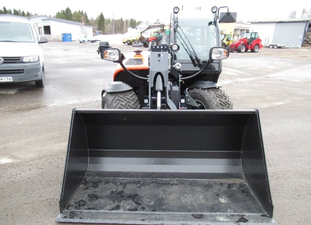 Új Teleszkópos rakodó Kubota KTH4815-2 KUROTTAJA UUTUUS!: 8 kép.