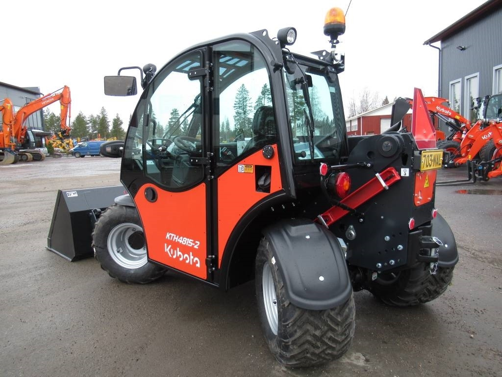 Kubota KTH4815-2 KUROTTAJA UUTUUS! - Teleszkópos rakodó: 3 kép. Kubota KTH4815-2 KUROTTAJA UUTUUS! - Teleszkópos rakodó: 3 kép.