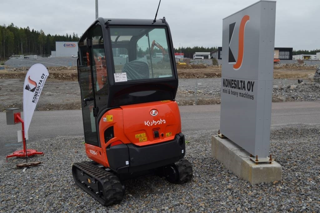 Kubota KX019-4 UUSI, TAKUU 24KK - Minikotró: 3 kép. Kubota KX019-4 UUSI, TAKUU 24KK - Minikotró: 3 kép.