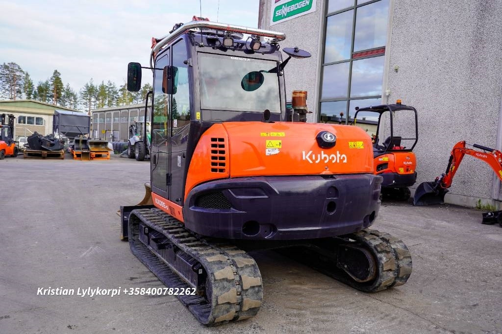 Kubota KX085-5 ENGCONILLA - Minikotró: 3 kép. Kubota KX085-5 ENGCONILLA - Minikotró: 3 kép.