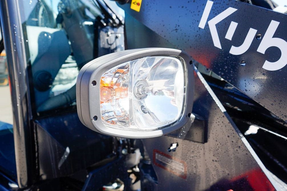 Derékcsuklós rakodó Kubota RT270-2 DELUXE MALLI: 15 kép.