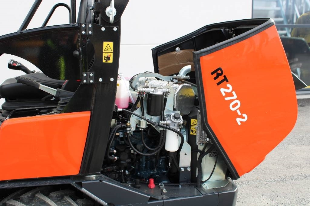 Kubota RT270-2 KATOKSELLA! UUSI - Derékcsuklós rakodó: 4 kép. Kubota RT270-2 KATOKSELLA! UUSI - Derékcsuklós rakodó: 4 kép.