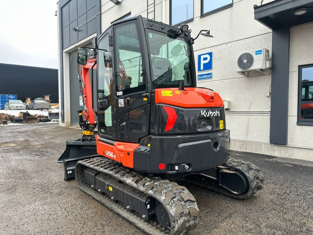 Kubota U 56-5 Uusi varusteilla - Minikotró: 2 kép. Kubota U 56-5 Uusi varusteilla - Minikotró: 2 kép.