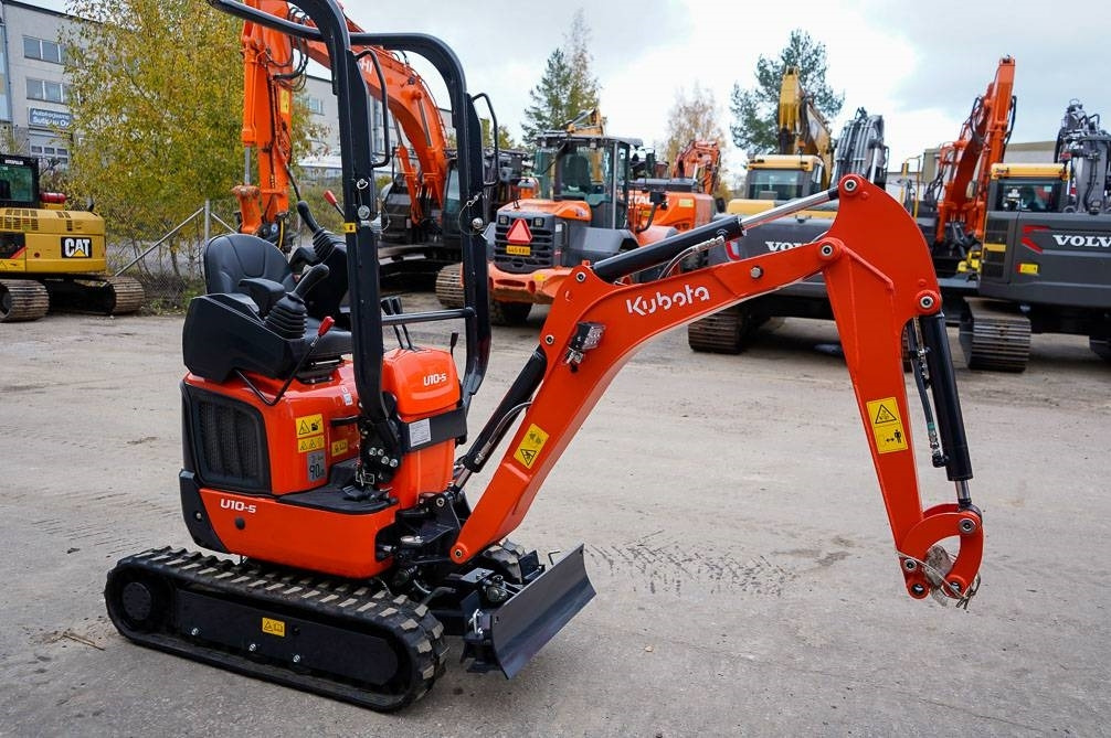 Kubota U10-5 UUTUUSMALLI - Minikotró: 5 kép. Kubota U10-5 UUTUUSMALLI - Minikotró: 5 kép.
