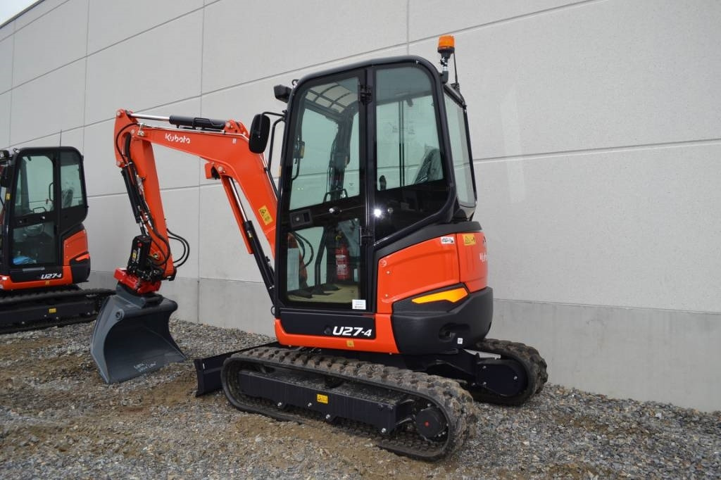 Kubota U27-4 UUSI, PYÖRITTÄJÄLLÄ - Minikotró: 2 kép. Kubota U27-4 UUSI, PYÖRITTÄJÄLLÄ - Minikotró: 2 kép.