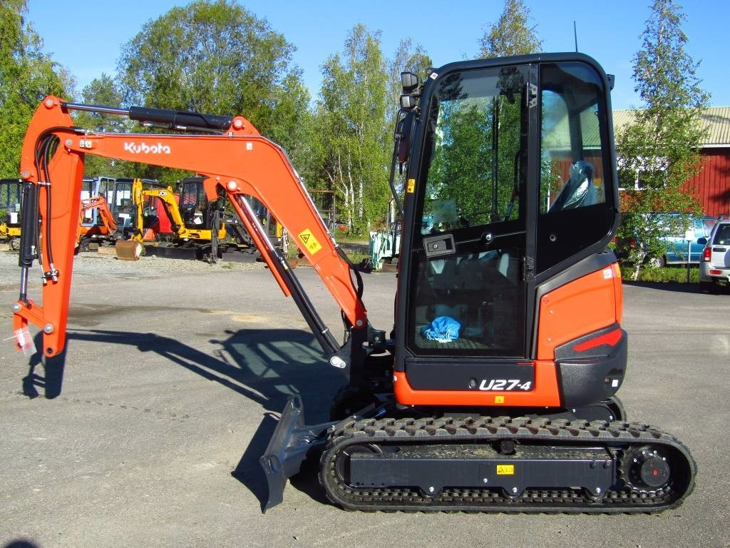 Kubota U27-4 UUSI, TAKUU 24KK - Minikotró: 1 kép. Kubota U27-4 UUSI, TAKUU 24KK - Minikotró: 1 kép.