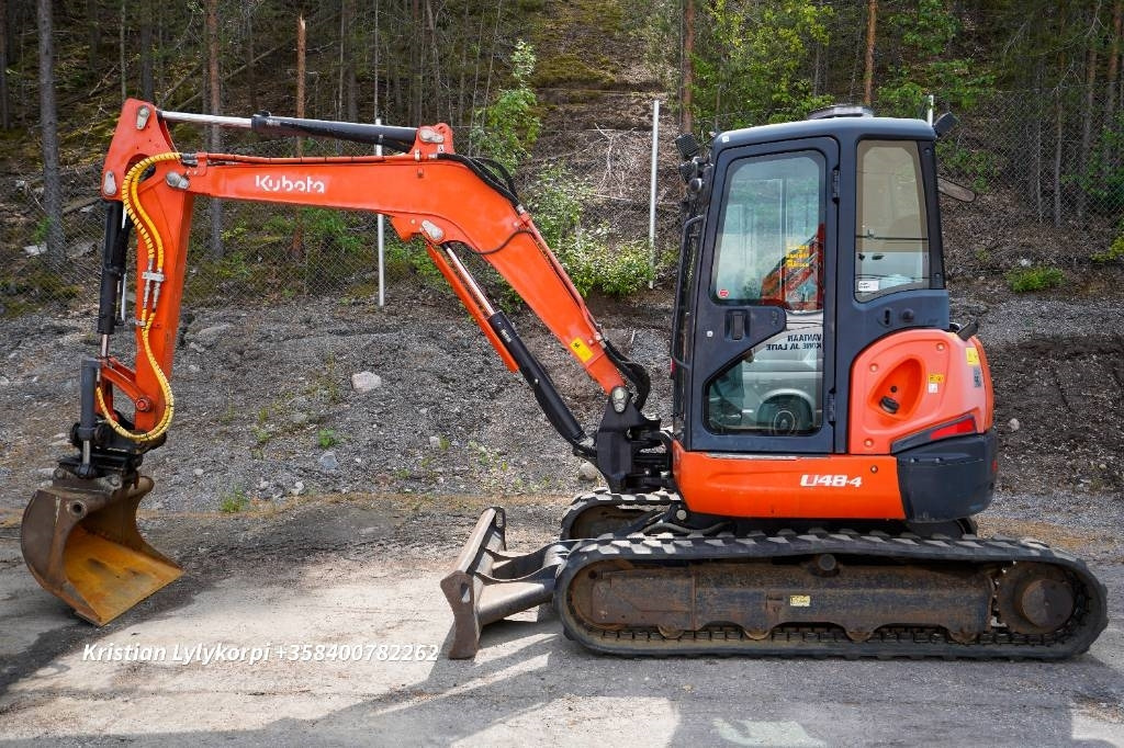 Kubota U48-4 HUOLLETTU - Minikotró: 1 kép. Kubota U48-4 HUOLLETTU - Minikotró: 1 kép.