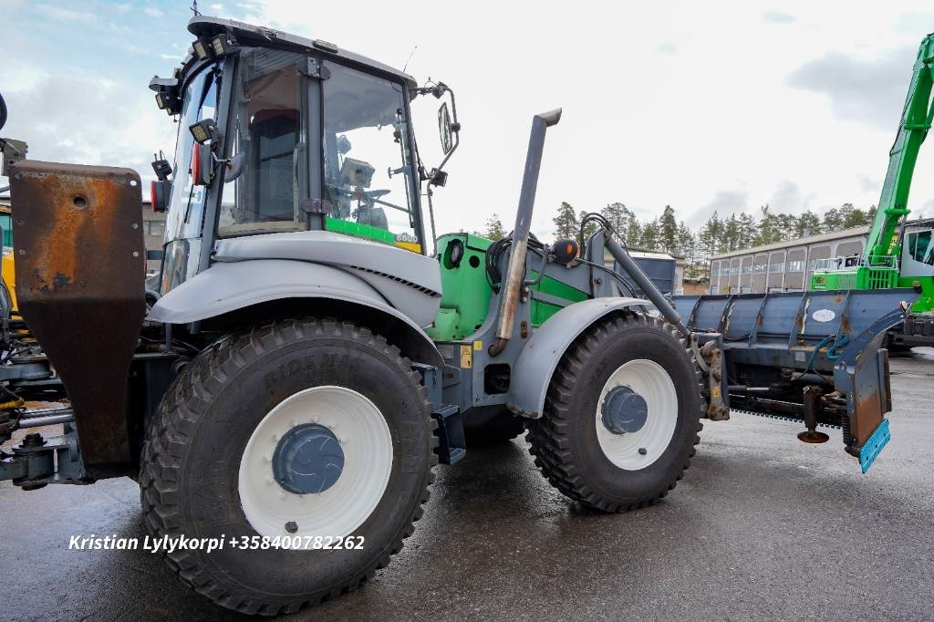 Lännen 8600E ENGCON S45 - Kotrórakodó: 5 kép. Lännen 8600E ENGCON S45 - Kotrórakodó: 5 kép.