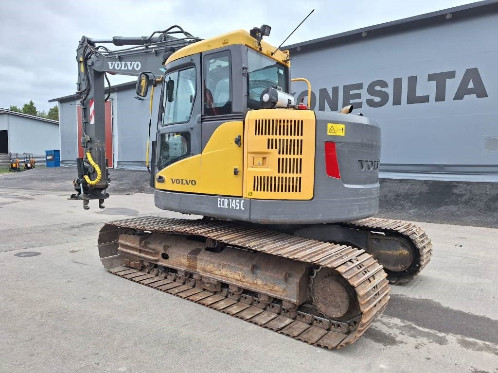 Volvo ECR145CL KALLISTAJALLA - Lánctalpas kotró: 2 kép. Volvo ECR145CL KALLISTAJALLA - Lánctalpas kotró: 2 kép.