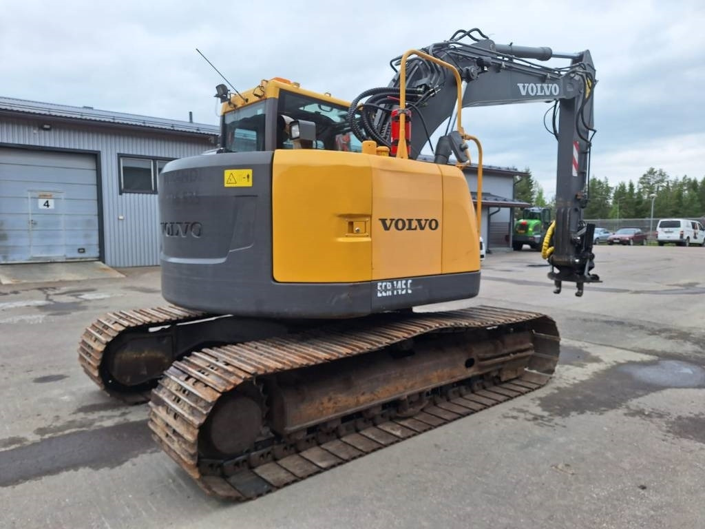 Volvo ECR145CL KALLISTAJALLA - Lánctalpas kotró: 4 kép. Volvo ECR145CL KALLISTAJALLA - Lánctalpas kotró: 4 kép.