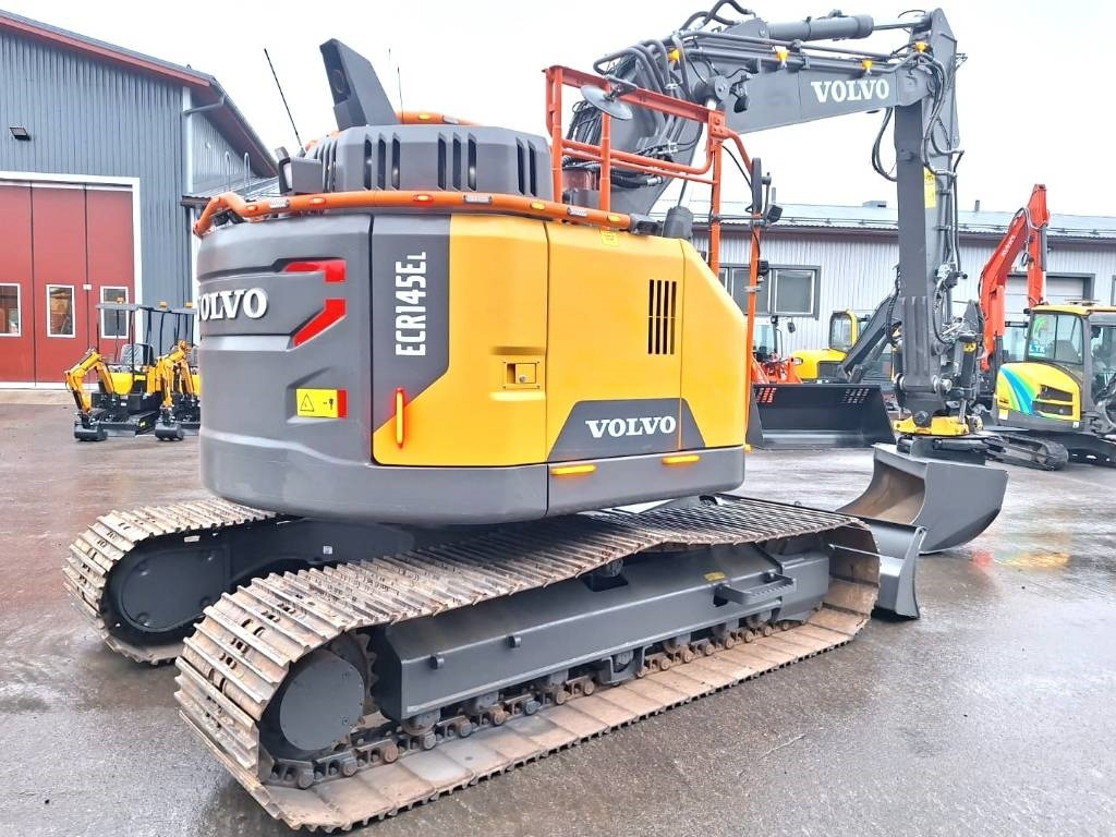 Volvo ECR145EL ENGCON+PIHDIT, RASVARI YM. - Lánctalpas kotró: 4 kép. Volvo ECR145EL ENGCON+PIHDIT, RASVARI YM. - Lánctalpas kotró: 4 kép.