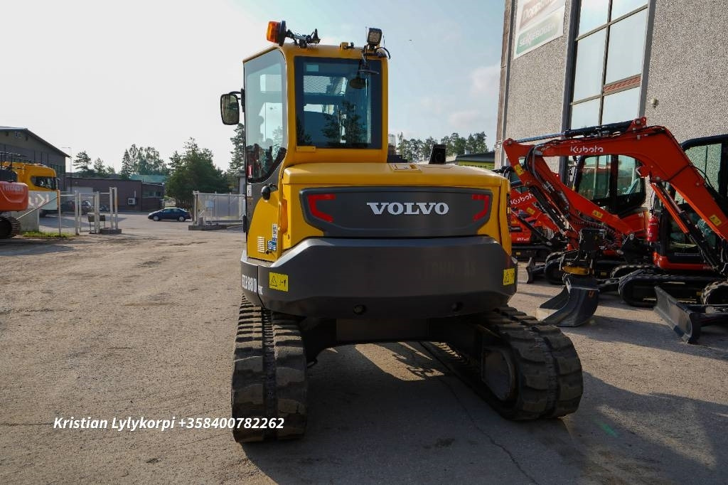Volvo ECR88D PRO PIENET TUNNIT - Minikotró: 5 kép. Volvo ECR88D PRO PIENET TUNNIT - Minikotró: 5 kép.