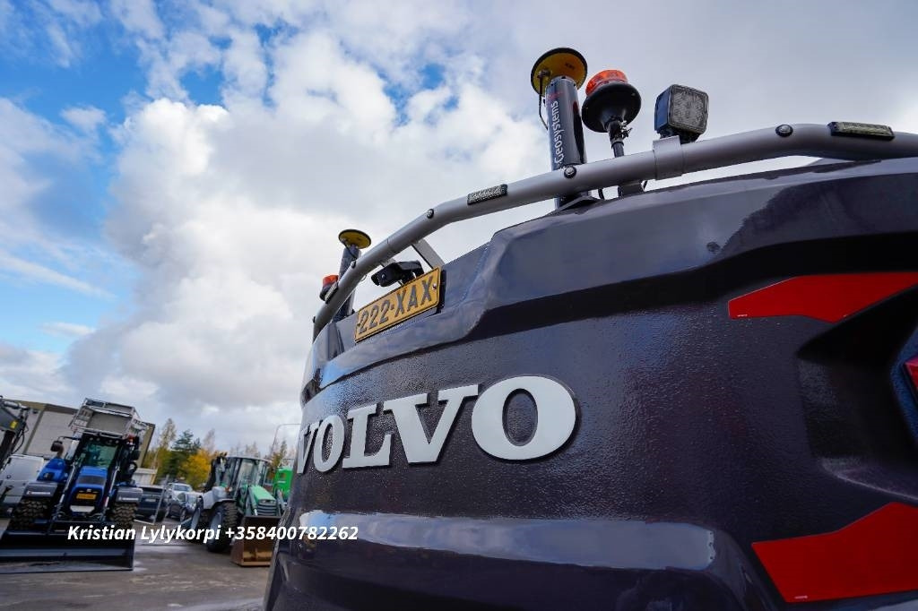 Volvo EWR170E HUIPPUVARUSTEET  lízing Volvo EWR170E HUIPPUVARUSTEET: 21 kép.