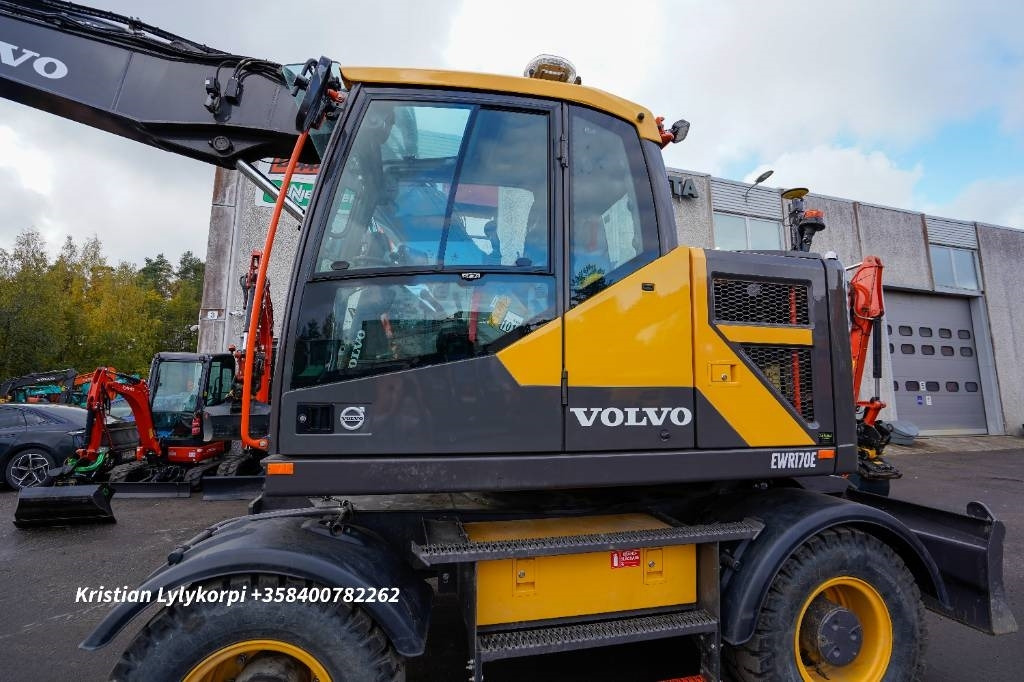 Volvo EWR170E HUIPPUVARUSTEET  lízing Volvo EWR170E HUIPPUVARUSTEET: 16 kép.