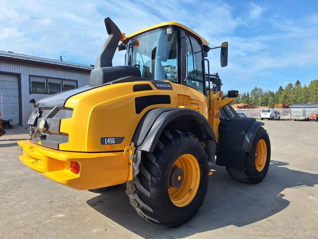 Volvo L45G TPS NOPEA MALLI - Gumikerekes homlokrakodó: 4 kép. Volvo L45G TPS NOPEA MALLI - Gumikerekes homlokrakodó: 4 kép.