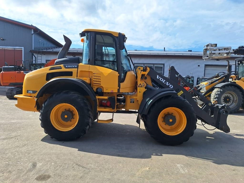 Volvo L45G TPS NOPEA MALLI - Gumikerekes homlokrakodó: 5 kép. Volvo L45G TPS NOPEA MALLI - Gumikerekes homlokrakodó: 5 kép.