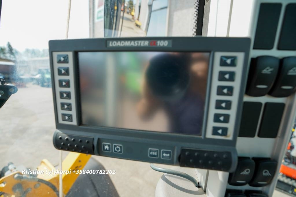 Gumikerekes homlokrakodó Volvo L70H STAGE V: 30 kép.