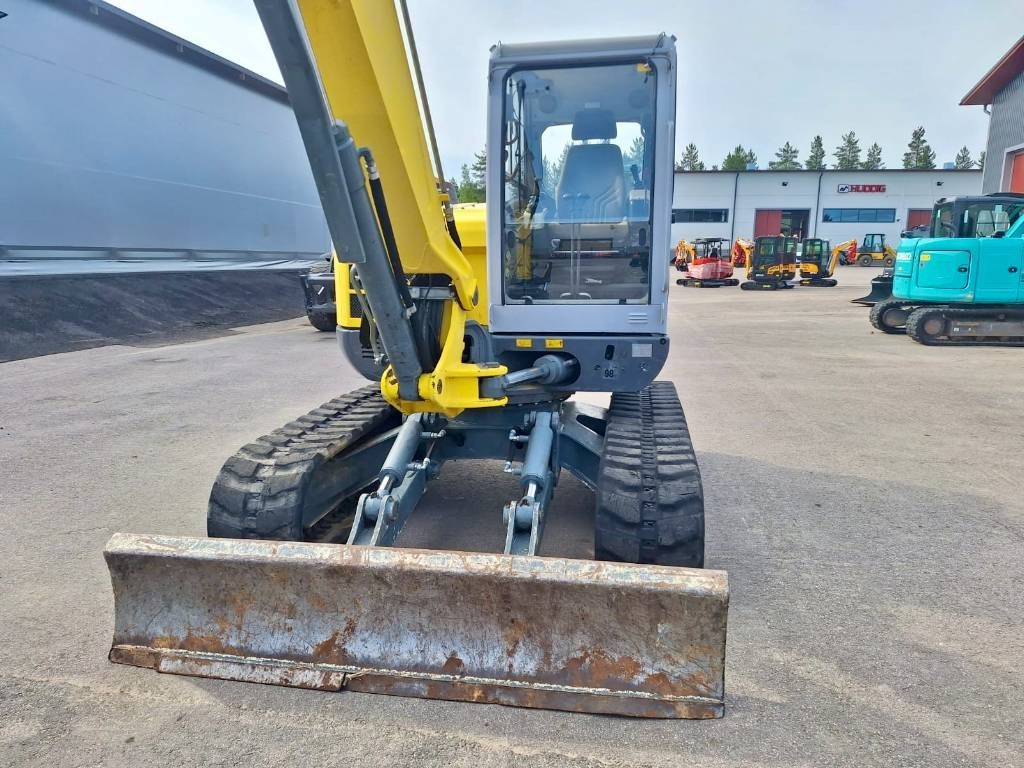 Wacker Neuson 8003RD KALLISTAJALLA - Minikotró: 3 kép. Wacker Neuson 8003RD KALLISTAJALLA - Minikotró: 3 kép.