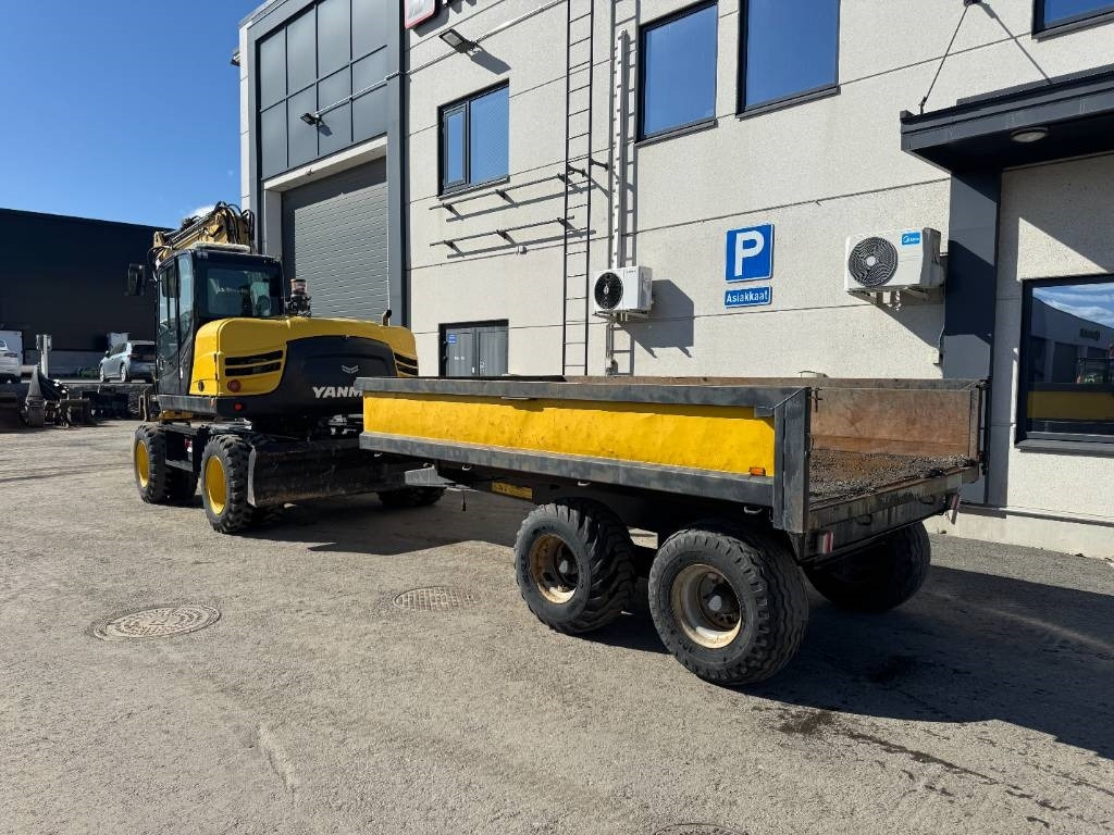 Yanmar B 110 W Hyvät varusteet / Siisti / Vähän ajettu - Gumikerekes kotró: 4 kép. Yanmar B 110 W Hyvät varusteet / Siisti / Vähän ajettu - Gumikerekes kotró: 4 kép.