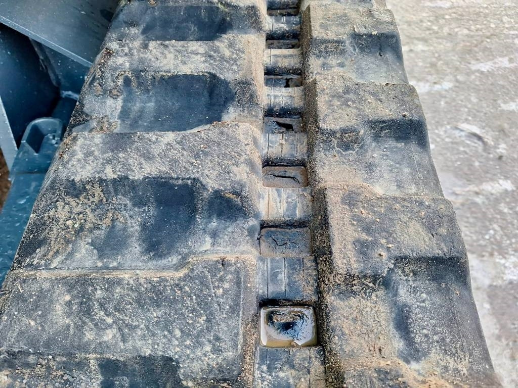 Minikotró Yanmar B25V 3-KAUHAA: 10 kép.