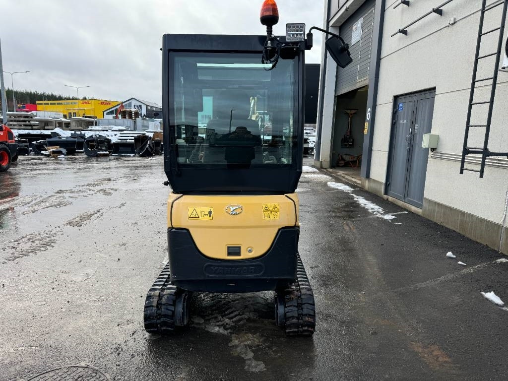 Yanmar SV 18 VÄHÄN AJETTU - Minikotró: 4 kép. Yanmar SV 18 VÄHÄN AJETTU - Minikotró: 4 kép.