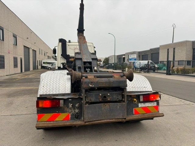 DAF CF85-410. 6x2. EU5. Retarder. - Horgos rakodó teherautó: 3 kép. DAF CF85-410. 6x2. EU5. Retarder. - Horgos rakodó teherautó: 3 kép.