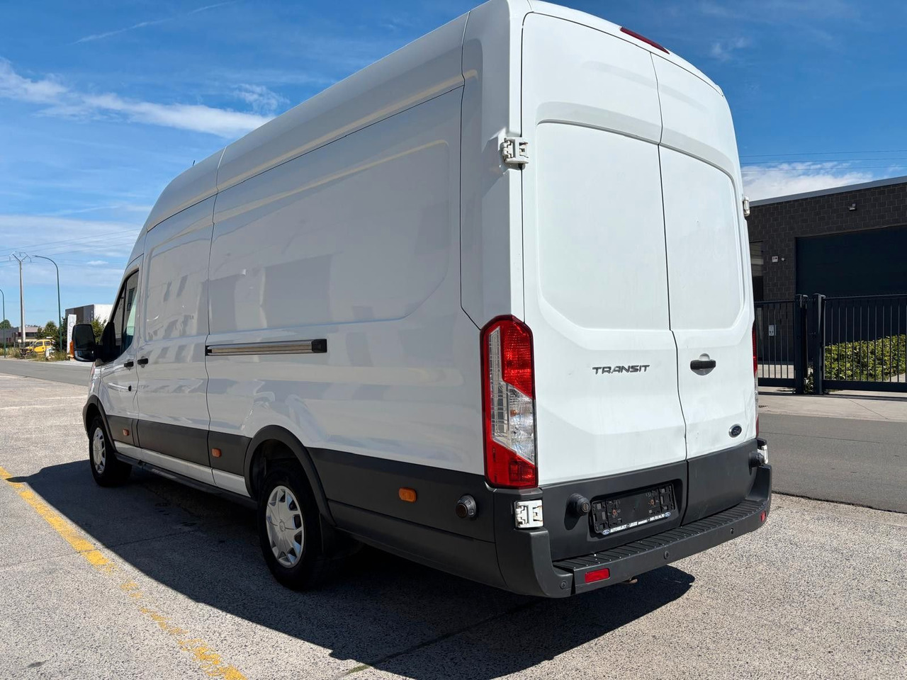 Furgon Ford Transit. Maxi. Klima. Euro 6B. Tempomat: 8 kép.