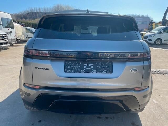 Land Rover Range Rover Evoque Dynamic SE - Terepjáró/ SUV: 4 kép. Land Rover Range Rover Evoque Dynamic SE - Terepjáró/ SUV: 4 kép.