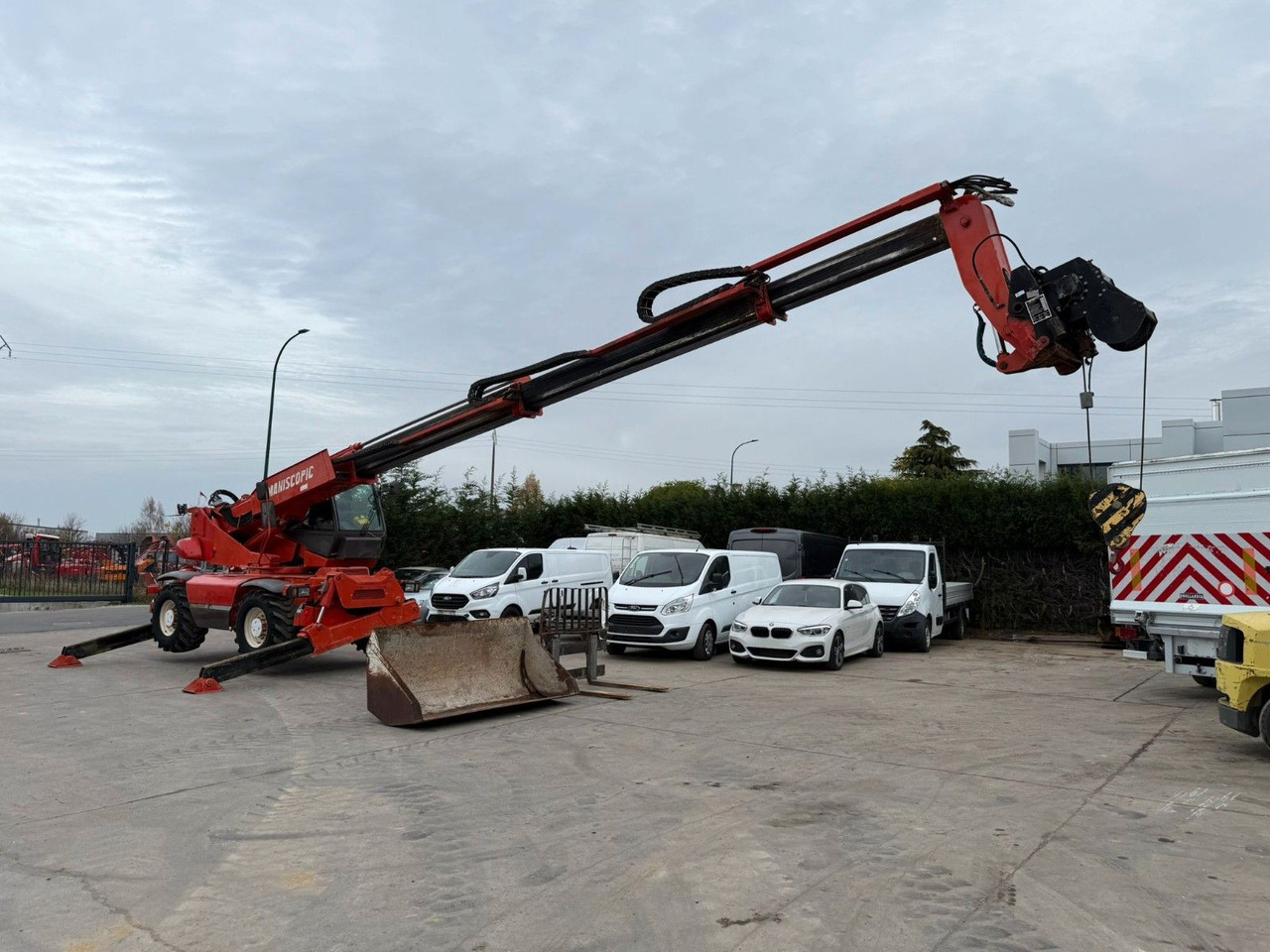 Teleszkópos rakodó Manitou 1850. Roto. 4x4x4. Winch remote.: 8 kép.