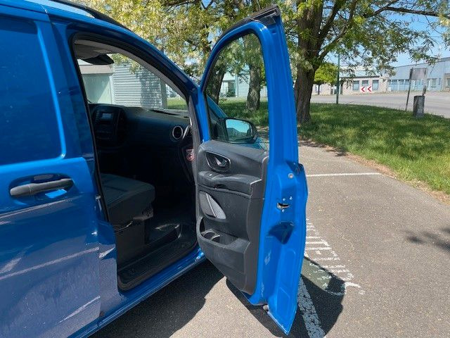 Kis furgon Mercedes-Benz Vito 114CDI. Klima. L2.: 16 kép.