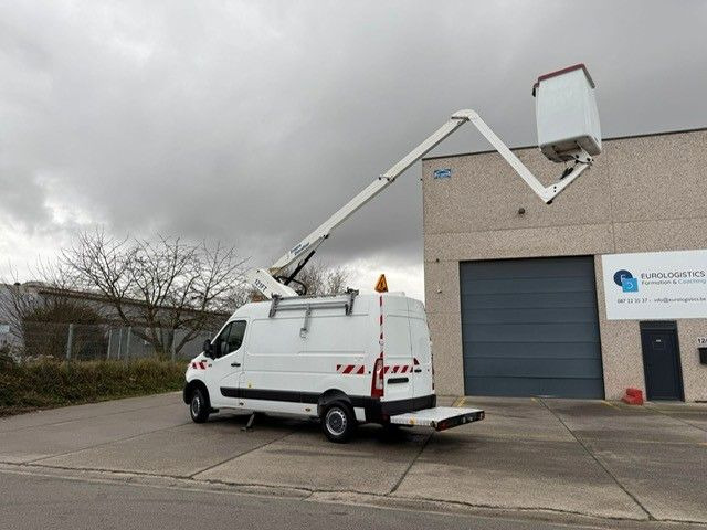 Renault Master. France Elévateur 12m. Klima. Kamera. - Emelőkosaras teherautó: 3 kép. Renault Master. France Elévateur 12m. Klima. Kamera. - Emelőkosaras teherautó: 3 kép.