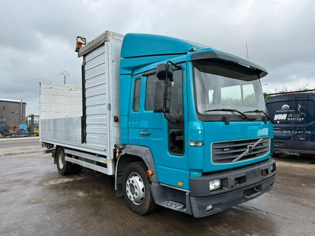 Volvo FL6-250. ALU Pritsche 5.00m. LBW. Klima. - Platós teherautó: 1 kép. Volvo FL6-250. ALU Pritsche 5.00m. LBW. Klima. - Platós teherautó: 1 kép.