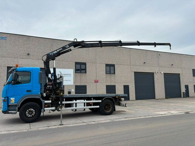 Volvo FM300. Hiab 166. Klima. - Darus autó: 1 kép. Volvo FM300. Hiab 166. Klima. - Darus autó: 1 kép.
