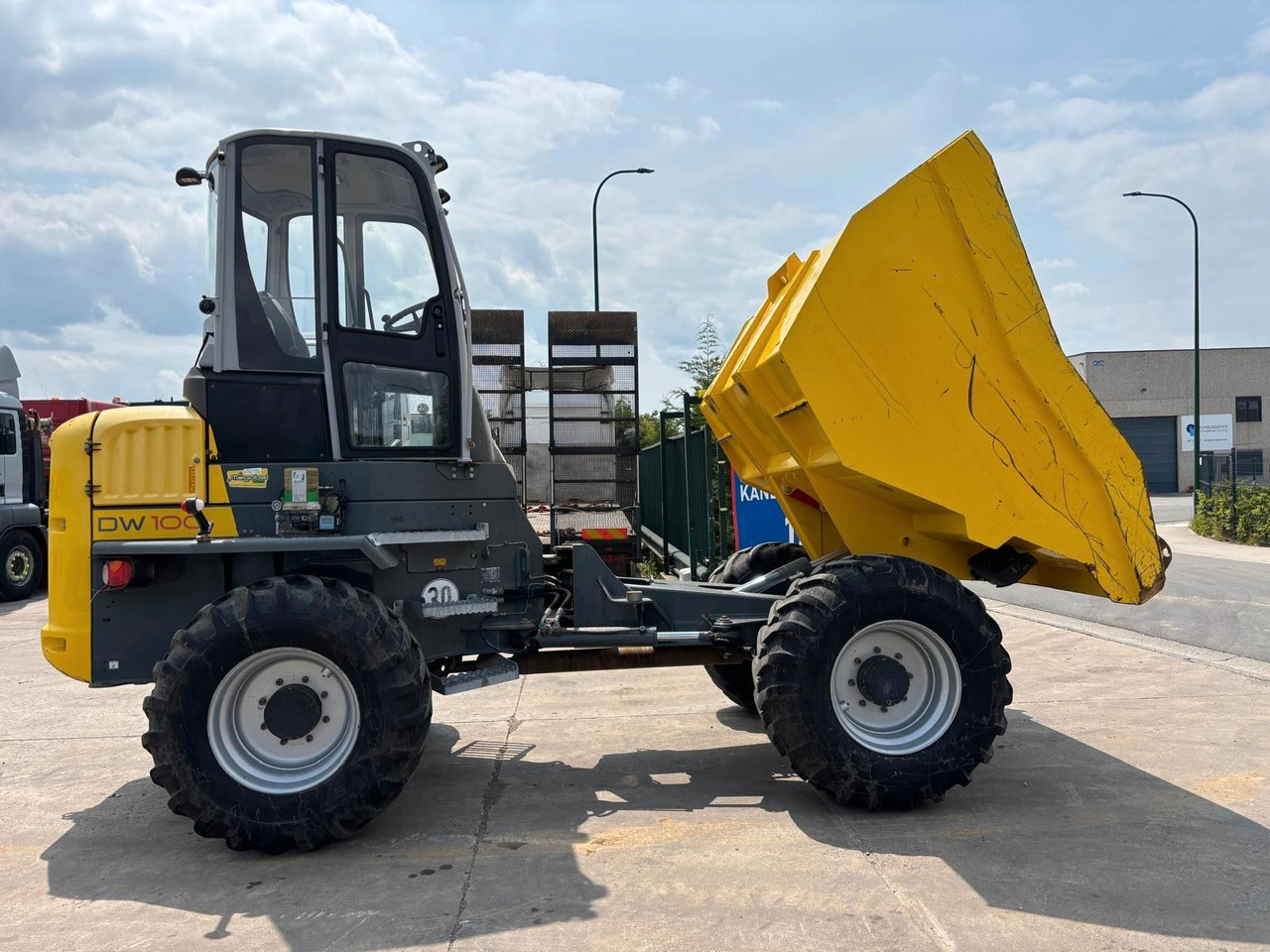 Wacker Neuson DW100. Dumper. Kamera. - Minidömper: 3 kép. Wacker Neuson DW100. Dumper. Kamera. - Minidömper: 3 kép.