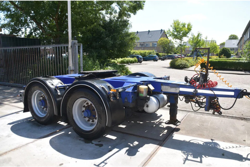 Floor FLMA-18 - DOLLY - BPW AXLES - DRUM BRAKES - CENTRAL LUBRICATION - WABCO SMARTBOARD - - Dolly pótkocsi: 5 kép. Floor FLMA-18 - DOLLY - BPW AXLES - DRUM BRAKES - CENTRAL LUBRICATION - WABCO SMARTBOARD - - Dolly pótkocsi: 5 kép.