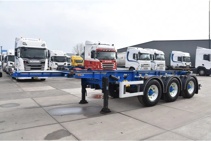 LAG O-3-CC - 20FT SWAP - ADR FL - ALCOA - BPW AXLES - DISC BRAKES - EMPTY WEIGHT 3080 KG!! - Félpótkocsi cserefelépítményes: 5 kép. LAG O-3-CC - 20FT SWAP - ADR FL - ALCOA - BPW AXLES - DISC BRAKES - EMPTY WEIGHT 3080 KG!! - Félpótkocsi cserefelépítményes: 5 kép.