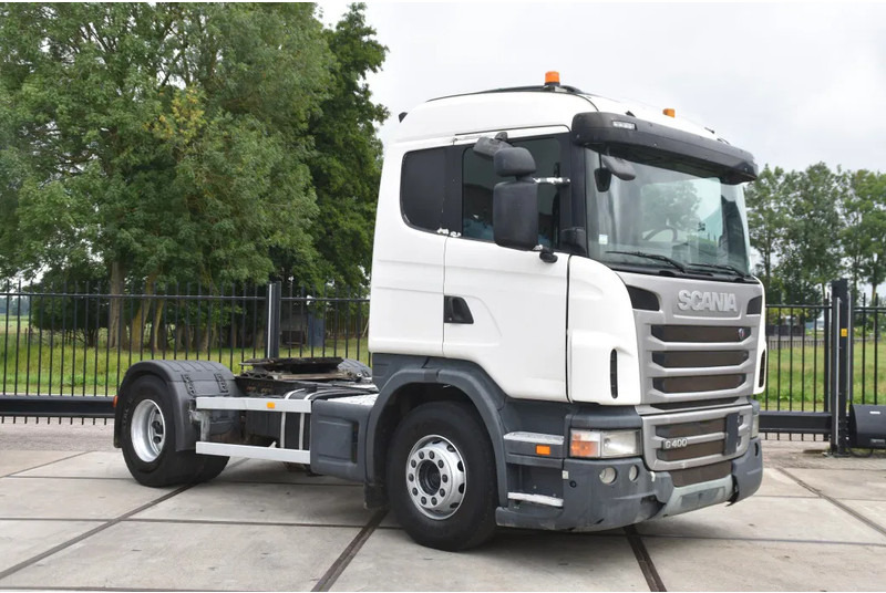 Scania G400 HL 4x2 - RETARDER - 952 TKM - AIRCO - HYDRAULIC SYSTEM - PTO - - Nyergesvontató: 2 kép. Scania G400 HL 4x2 - RETARDER - 952 TKM - AIRCO - HYDRAULIC SYSTEM - PTO - - Nyergesvontató: 2 kép.