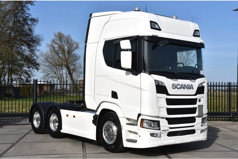 Scania R 460 NGS 6x4NB - SUPER - FULL AIR - RETARDER - 148 TKM - PARK. AIRCO - HYDRAULIC SYSTEM - LED - LEATHER SEATS - EXCELLENT CONDI - Nyergesvontató: 1 kép. Scania R 460 NGS 6x4NB - SUPER - FULL AIR - RETARDER - 148 TKM - PARK. AIRCO - HYDRAULIC SYSTEM - LED - LEATHER SEATS - EXCELLENT CONDI - Nyergesvontató: 1 kép.