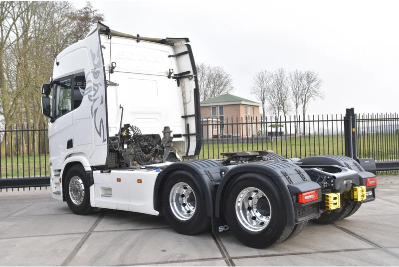 Scania R 460 NGS 6x4NB - SUPER - FULL AIR - RETARDER - 148 TKM - PARK. AIRCO - HYDRAULIC SYSTEM - LED - LEATHER SEATS - EXCELLENT CONDI - Nyergesvontató: 3 kép. Scania R 460 NGS 6x4NB - SUPER - FULL AIR - RETARDER - 148 TKM - PARK. AIRCO - HYDRAULIC SYSTEM - LED - LEATHER SEATS - EXCELLENT CONDI - Nyergesvontató: 3 kép.