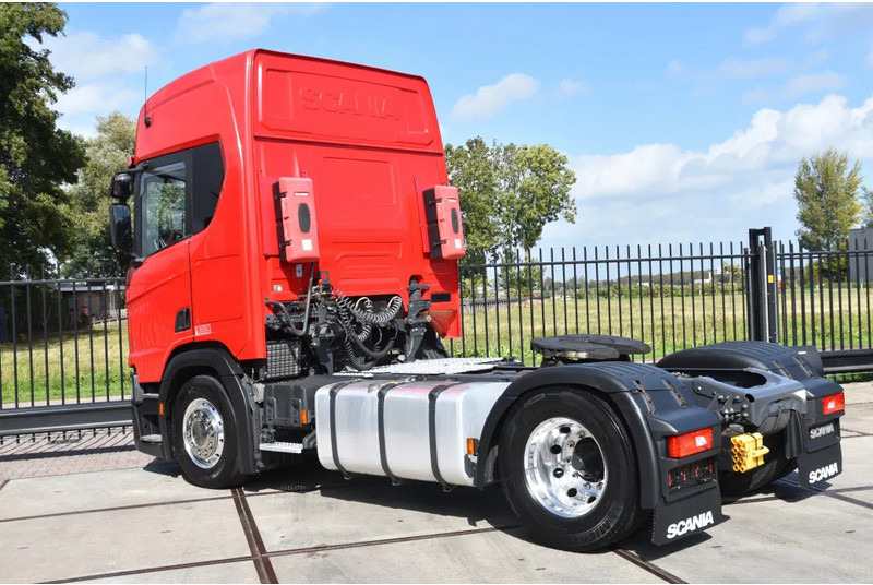 Scania R450 NGS 4x2 - ADR FL - RETARDER - 782 TKM - PTO - PARK. AIRCO - 4 POINT AIR SUSPENSION - ALCOA'S - LED LIGHTS - - Nyergesvontató: 3 kép. Scania R450 NGS 4x2 - ADR FL - RETARDER - 782 TKM - PTO - PARK. AIRCO - 4 POINT AIR SUSPENSION - ALCOA'S - LED LIGHTS - - Nyergesvontató: 3 kép.