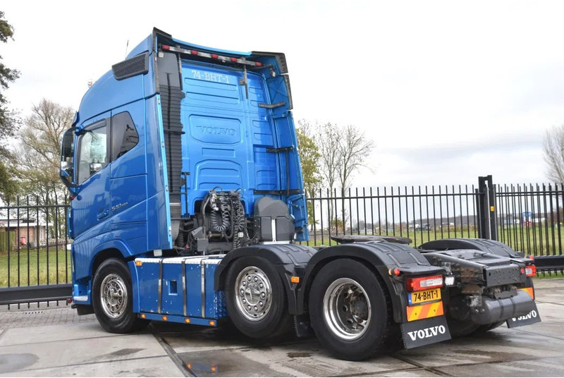 Volvo FH 540 Globe 6x2/4 - 633 TKM - HYDRAULICS - PTO - 2 BEDS - XENON - GOOD CONDITION - - Nyergesvontató: 3 kép. Volvo FH 540 Globe 6x2/4 - 633 TKM - HYDRAULICS - PTO - 2 BEDS - XENON - GOOD CONDITION - - Nyergesvontató: 3 kép.