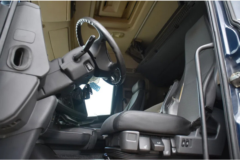 Scania R450 HL 6x2 + THERMO KING TS-300 - RETARDER - WHEELBASE: 510 CM - AIRCO - - Hűtős teherautó: 4 kép. Scania R450 HL 6x2 + THERMO KING TS-300 - RETARDER - WHEELBASE: 510 CM - AIRCO - - Hűtős teherautó: 4 kép.