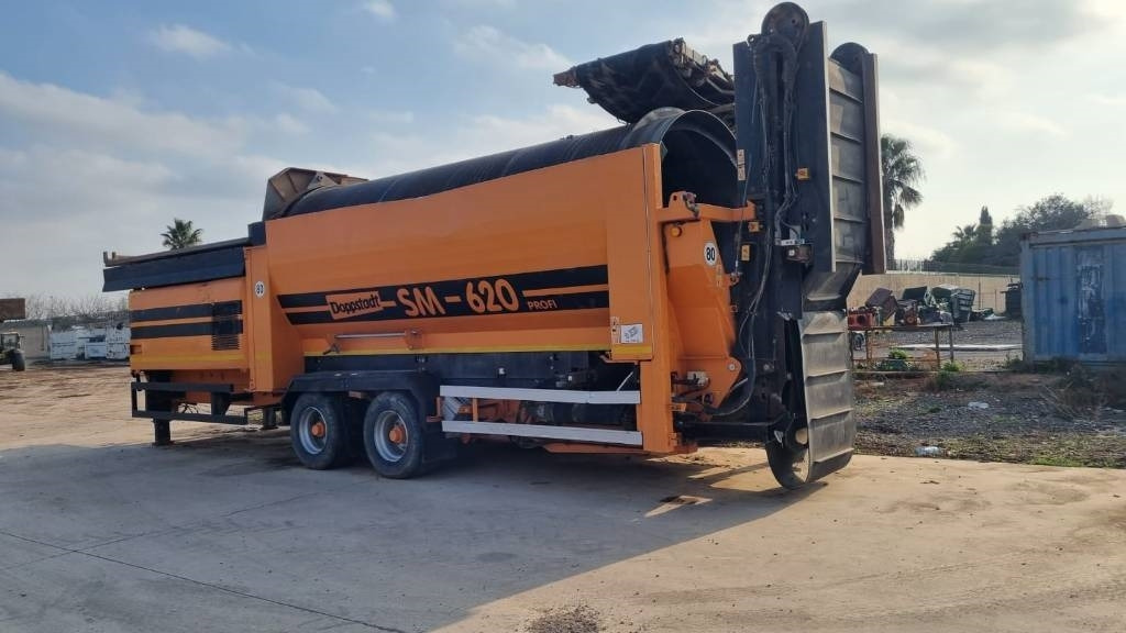 Doppstadt SM 620 - Osztályozó berendezés: 1 kép. Doppstadt SM 620 - Osztályozó berendezés: 1 kép.