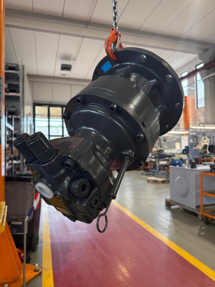 Bonfiglioli CASE CX30 - Fordító motor - Építőipari gépek: 2 kép. Bonfiglioli CASE CX30 - Fordító motor - Építőipari gépek: 2 kép.