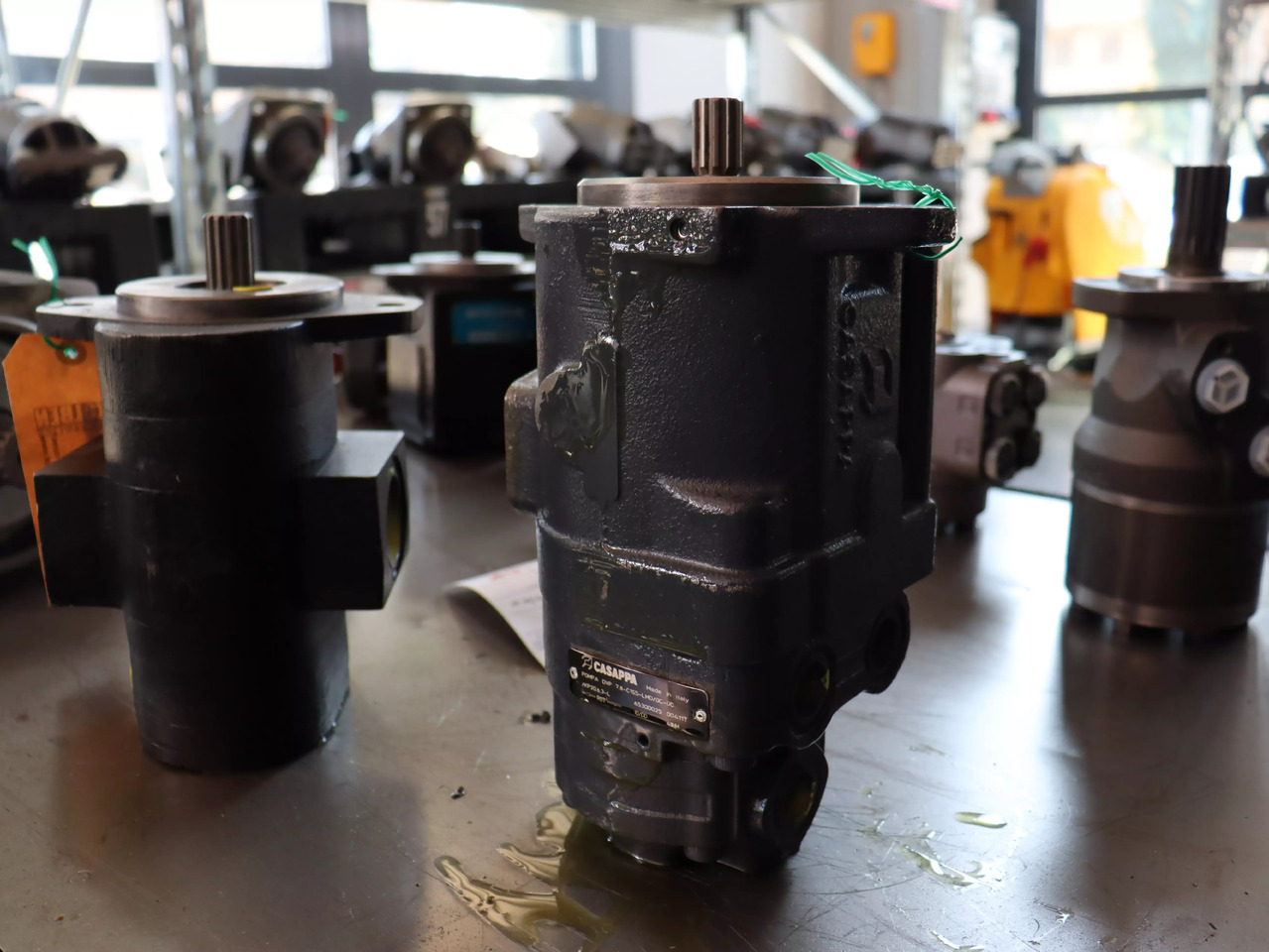 CASAPPA DVP 7,8-C1S5-LMD - Hidraulikus szivattyú - Anyagmozgató gép: 2 kép. CASAPPA DVP 7,8-C1S5-LMD - Hidraulikus szivattyú - Anyagmozgató gép: 2 kép.