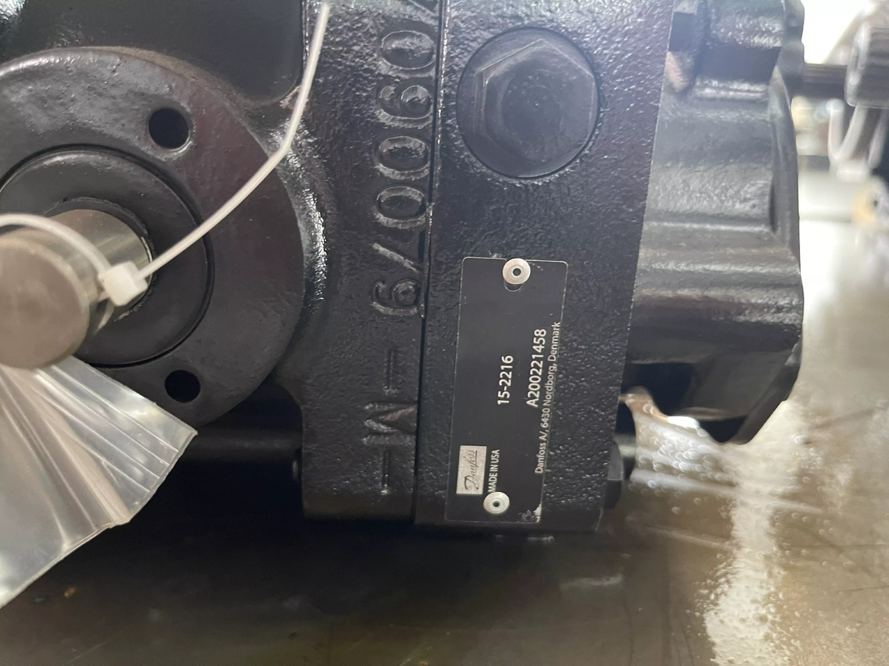DANFOSS SPV/15.2216 - Hidraulikus szivattyú - Anyagmozgató gép: 3 kép. DANFOSS SPV/15.2216 - Hidraulikus szivattyú - Anyagmozgató gép: 3 kép.