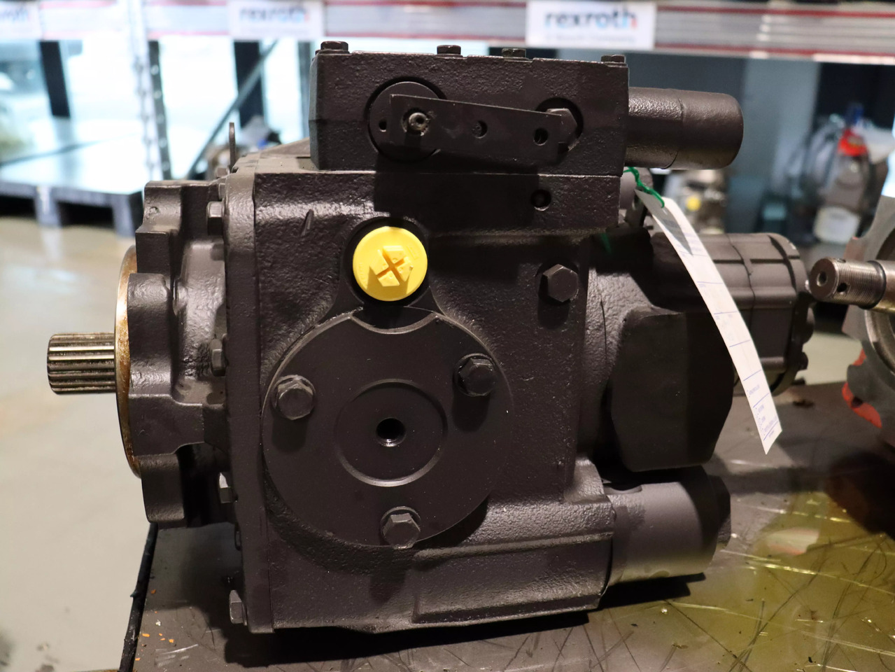 DANFOSS SPV 22 - Hidraulikus szivattyú - Anyagmozgató gép: 2 kép. DANFOSS SPV 22 - Hidraulikus szivattyú - Anyagmozgató gép: 2 kép.