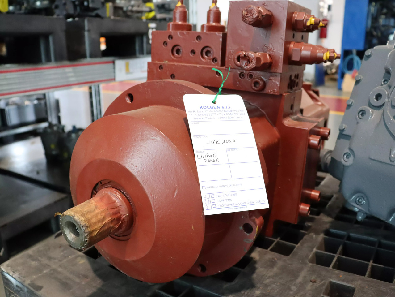 Linde HPR 130D - Hidraulikus szivattyú - Anyagmozgató gép: 1 kép. Linde HPR 130D - Hidraulikus szivattyú - Anyagmozgató gép: 1 kép.