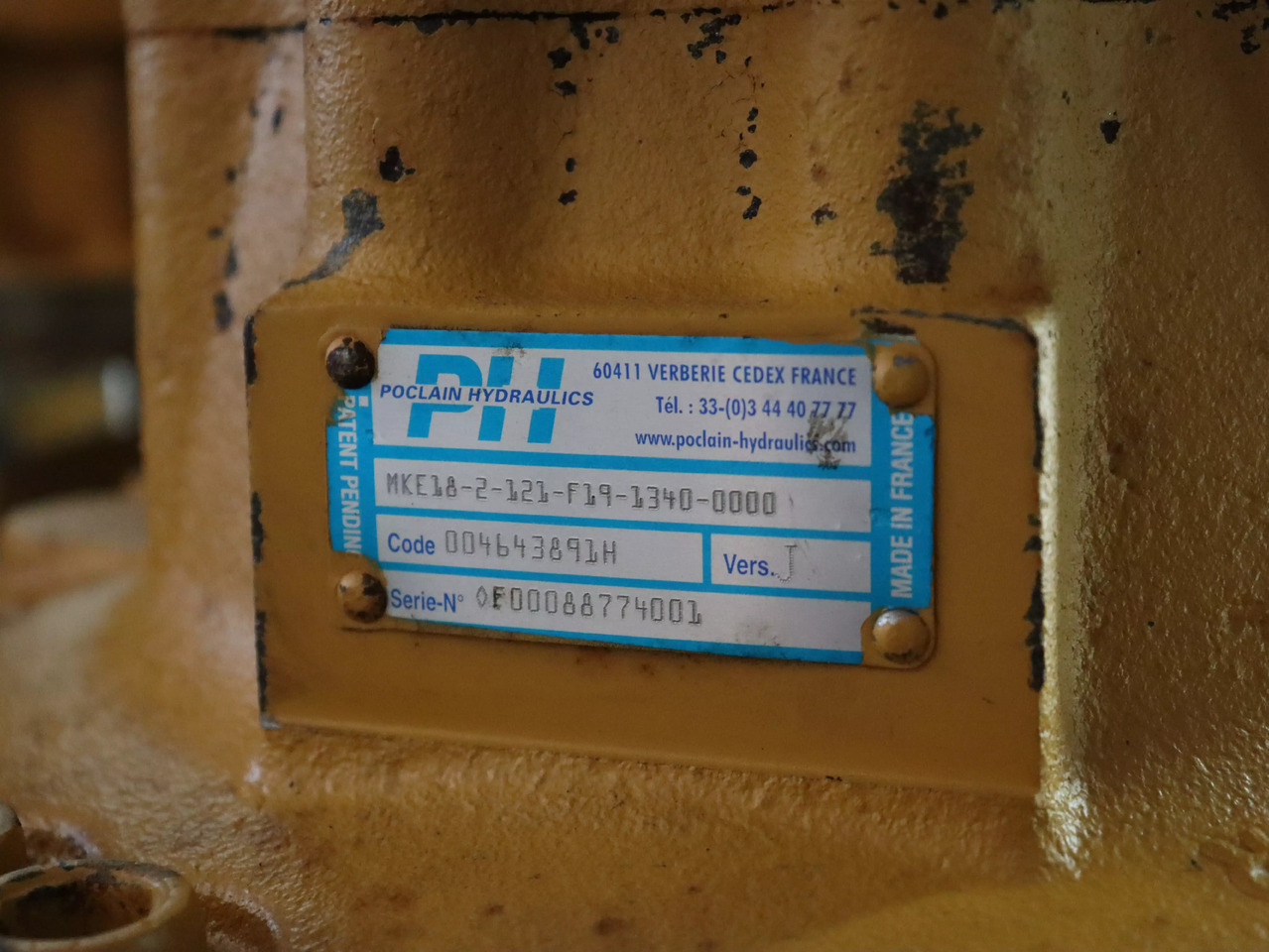 POCLAIN MKE18-2-121-F19-1340-0000 - Hidraulikus motor - Építőipari gépek: 4 kép. POCLAIN MKE18-2-121-F19-1340-0000 - Hidraulikus motor - Építőipari gépek: 4 kép.